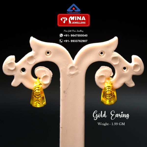 Gold Earring (1.99gm)